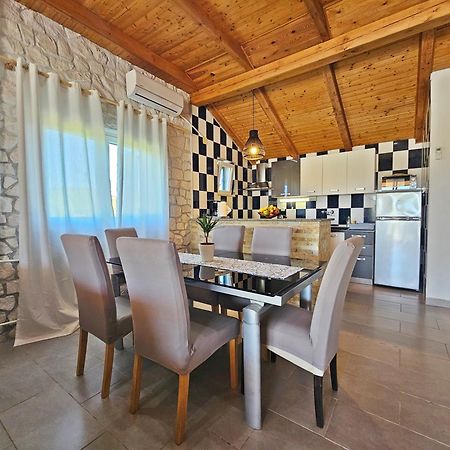Flamingo - House With Private Pool Villa Gornji Seget Exteriör bild
