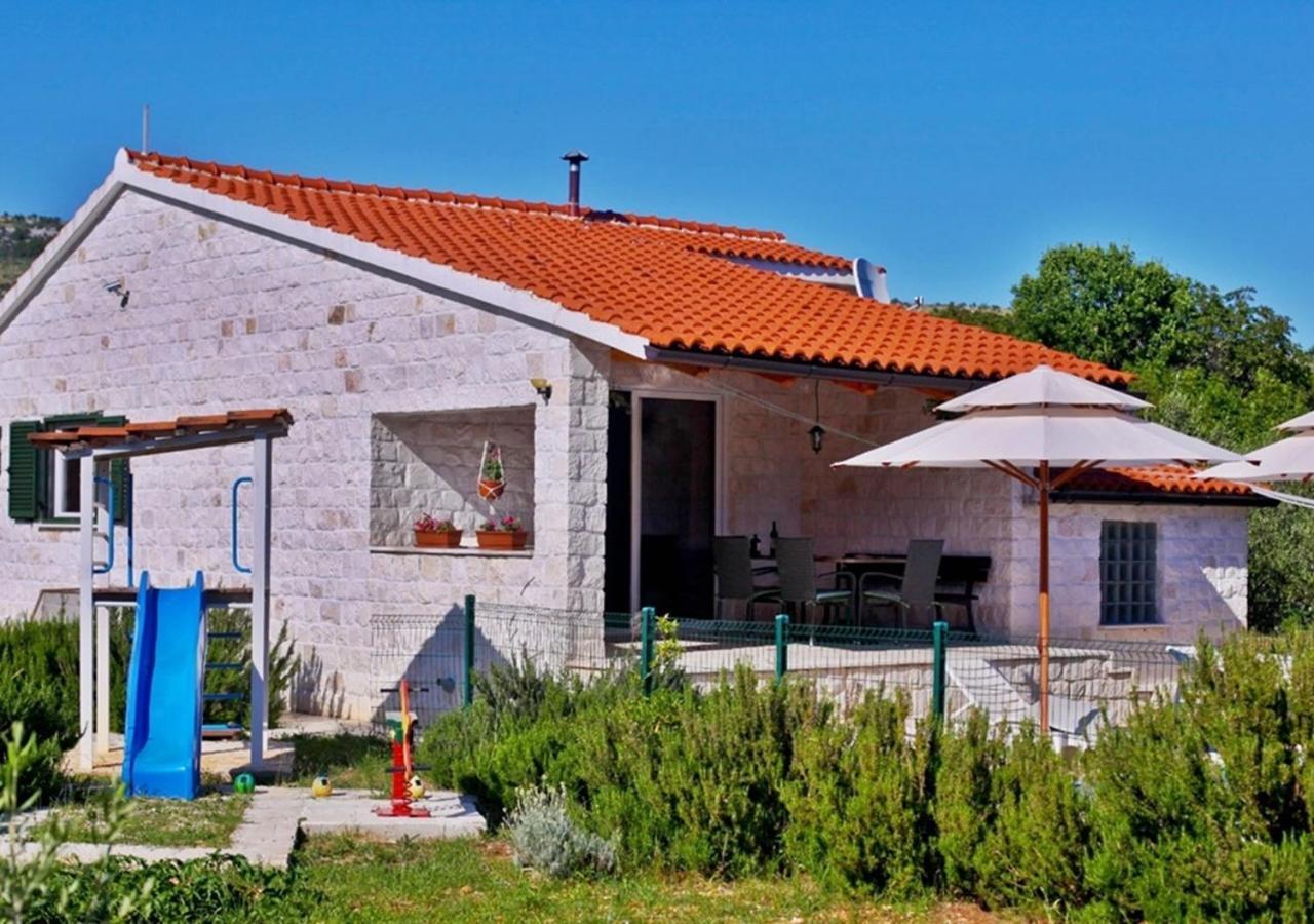 Flamingo - House With Private Pool Villa Gornji Seget Exteriör bild