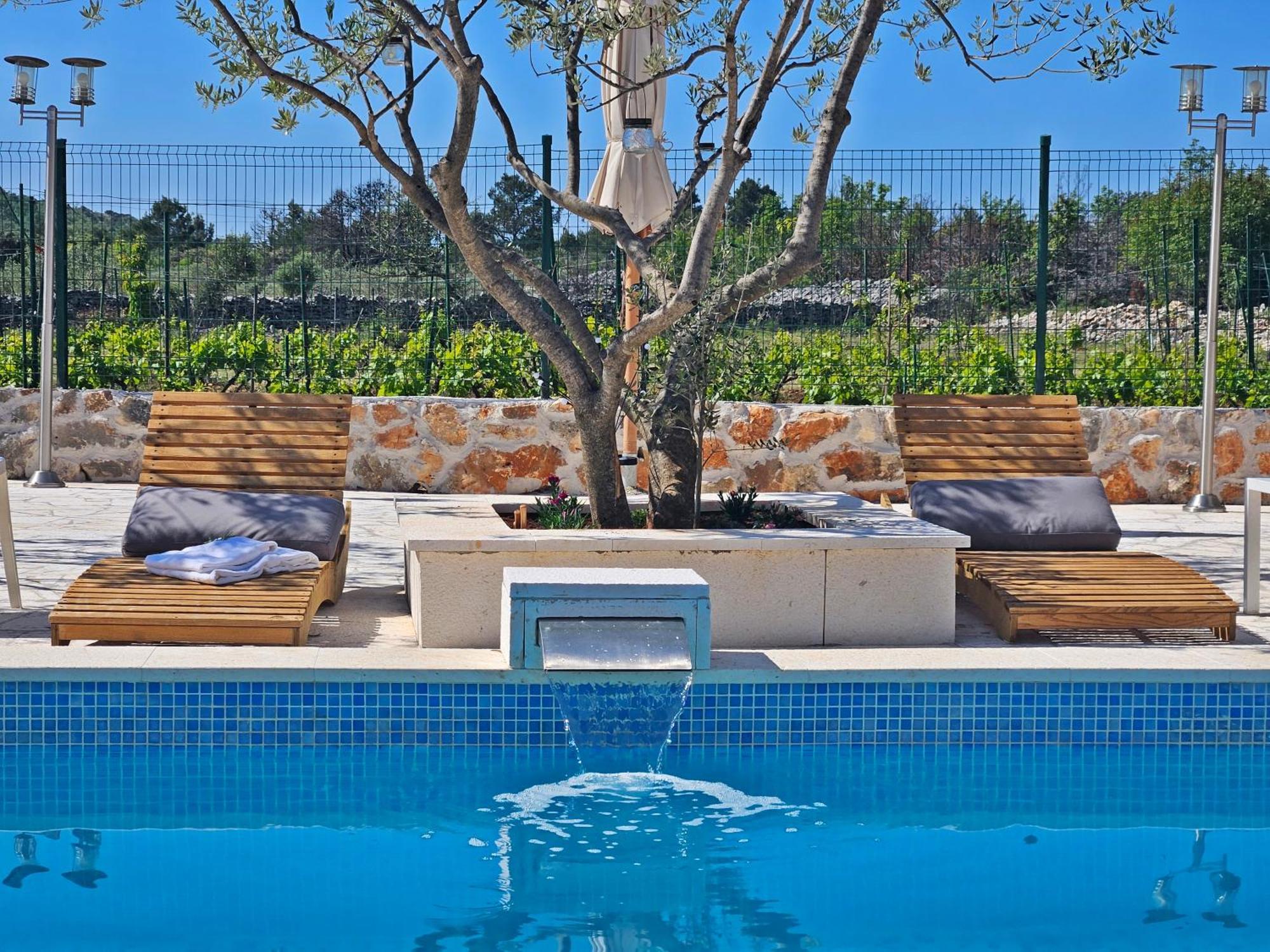 Flamingo - House With Private Pool Villa Gornji Seget Exteriör bild