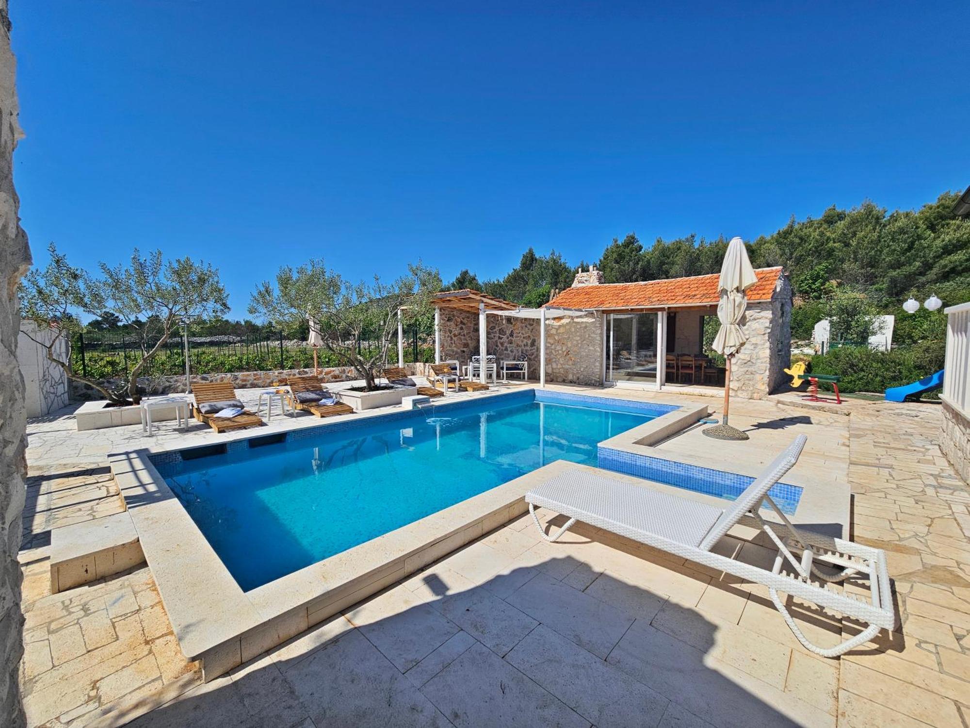 Flamingo - House With Private Pool Villa Gornji Seget Exteriör bild