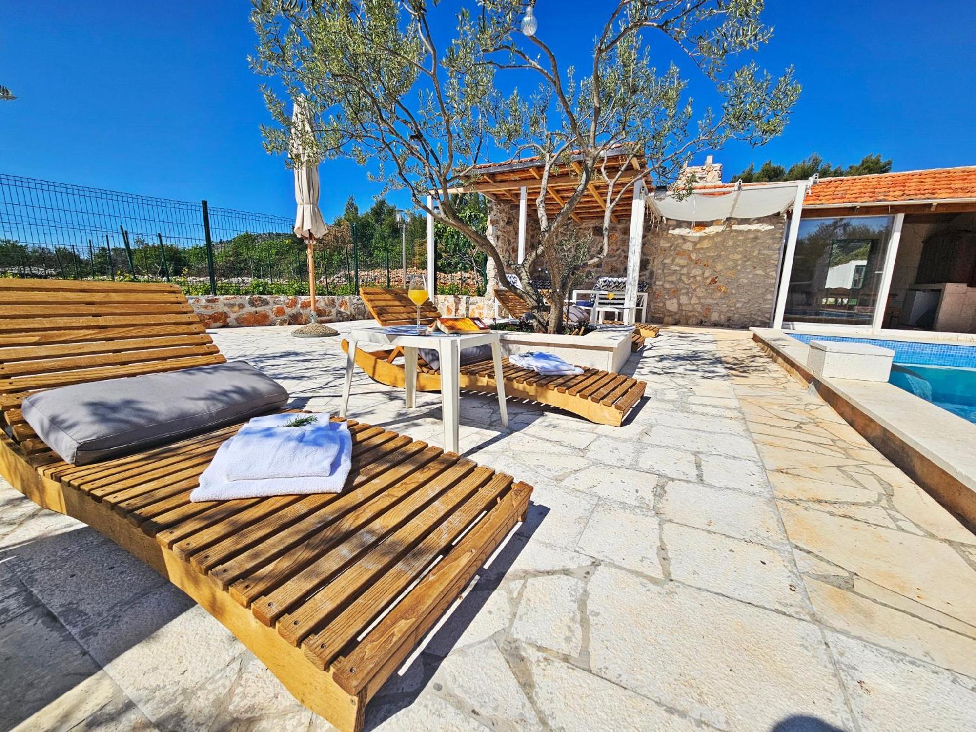 Flamingo - House With Private Pool Villa Gornji Seget Exteriör bild