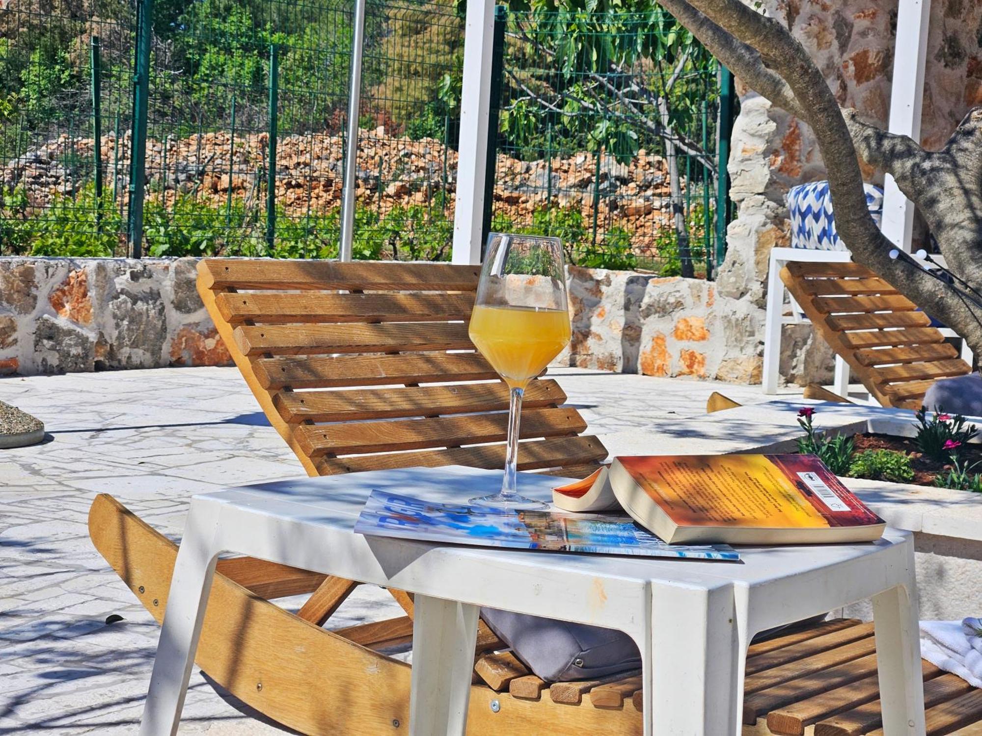 Flamingo - House With Private Pool Villa Gornji Seget Exteriör bild